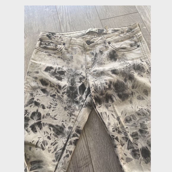 Tie Dye Jeans - Picture 2 of 3